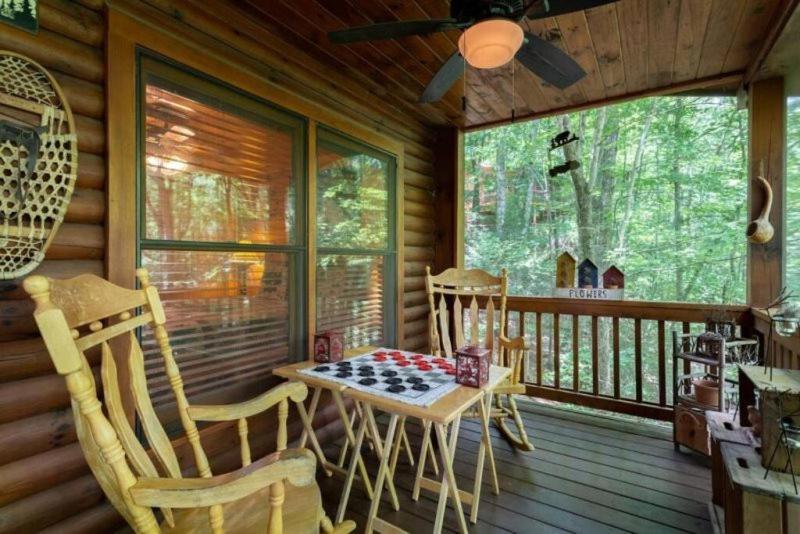 Mountain Spirit Cabin - Fireplace And Hot Tub Villa Блу Ридж Екстериор снимка
