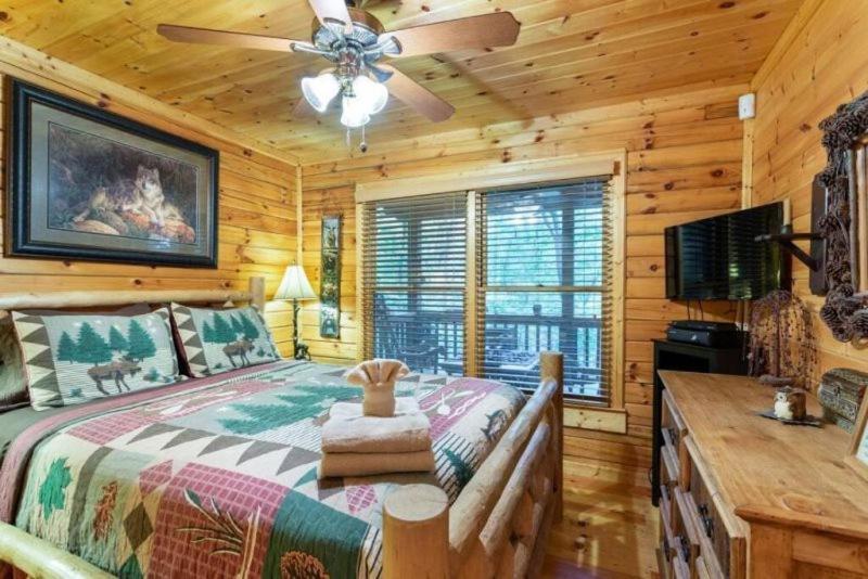 Mountain Spirit Cabin - Fireplace And Hot Tub Villa Блу Ридж Екстериор снимка